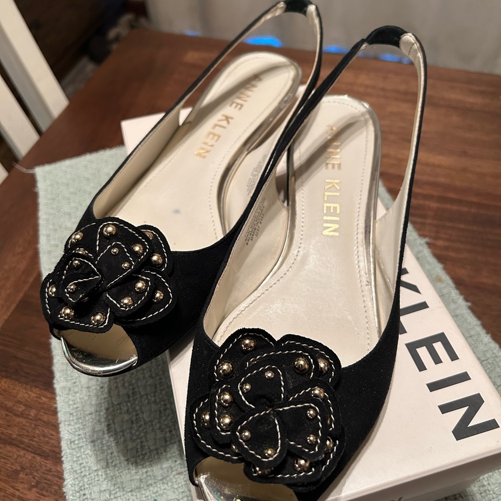 Anne Klein Black Peep-Toe Slingbacks with Floral Detail